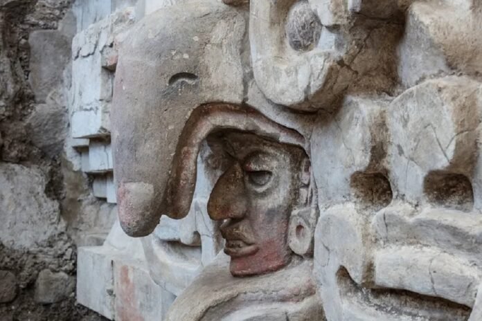 Hallan una tumba zapoteca del año 600 en el sur de México